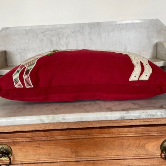 PIER 1 Reindeer Antler Wreath Applique Fringe Lumbar Pillow Red Rectangle - Picture 11 of 16